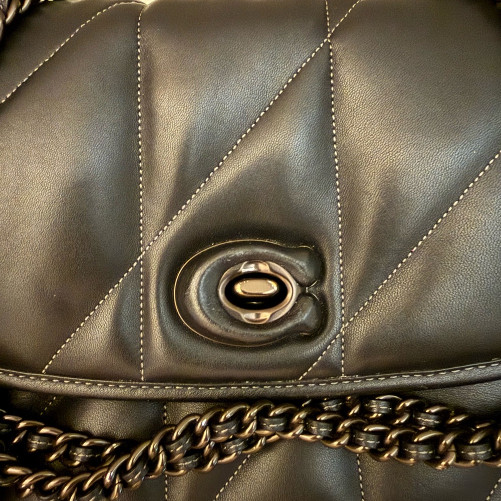 Coach Black Quilted Leather Shoulder Bag with Gunmetal Chain - Picture 4 of 8